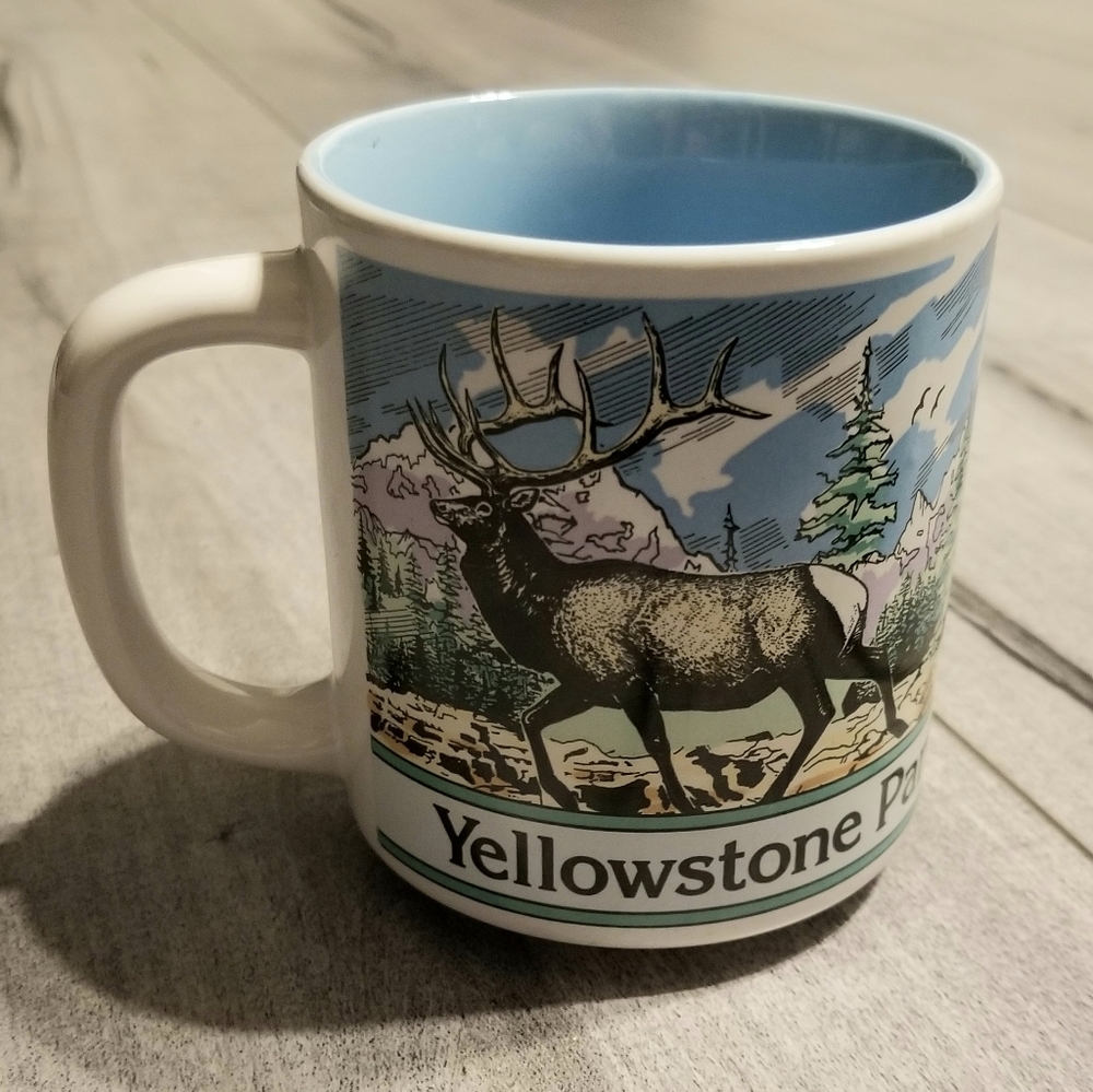 🫶YELLOWSTONE PARK MUG VINTAGE SOUVENIR.